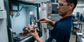 Por que baterias gigantes estão ganhando espaço ao lado de usinas de energia renovável