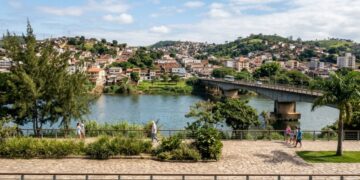 2 milhões de peças por mês e mais de 11 mil empregos: a cidade capixaba que virou capital estadual das confecções por lei