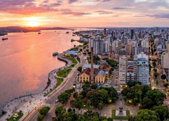 Premiação continental de urbanismo e a maior pista de skate da região: por que esta capital voltou a valorizar seu rio