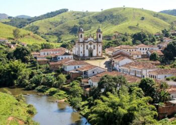 Uma ermida de pau a pique de 1690 virou a primeira igreja matriz de Minas Gerais: o município que hoje é ponto de descanso a 33 km da capital