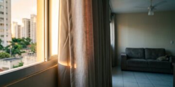 Quanto custa instalar cortinas térmicas nos quartos e reduzir o calor antes de aumentar a potência do ar-condicionado