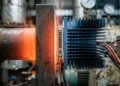 Uma tecnologia transforma o calor desperdiçado por fábricas em eletricidade sem turbinas ou partes móveis no módulo