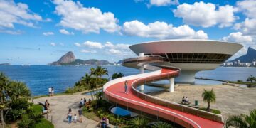 Obras futuristas à beira-mar e o segundo maior acervo de Niemeyer no mundo: os tesouros arquitetônicos desta cidade fluminense