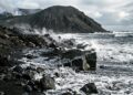 Surtsey, a ilha que nasceu de um vulcão submarino