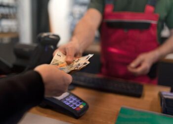 OPINIÃO: O split payment pode acabar com o “chorinho” nas compras?