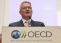OCDE eleva projeção do PIB do Brasil em 2026, mas mantém pessimismo para 2027