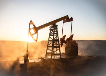Morning Call: Petróleo recua com negociações entre EUA e Irã no radar