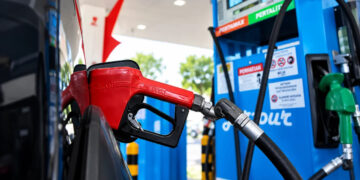 Na reta final para as eleições, governo estende subvenção ao diesel por mais 30 dias