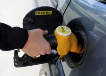 Diesel dispara nos EUA e Europa acumula 40 bilhões de euros em custos extras