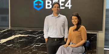 Rodrigo Fiszman e Patricia Stille, cofundadores da BEE4