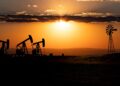 Morning Call: Petróleo acima de US$ 100 e tensão no Oriente Médio pressionam mercados