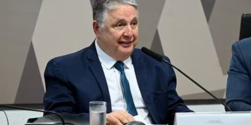 TSE anula votos de Garotinho e Douglas Ruas será eleito no 1º turno no RJ