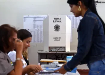 Mulheres foram alvo em 52% dos casos de violência política no 1º turno